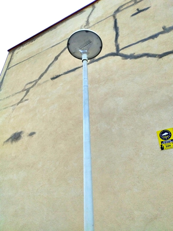 poste metal altavoz - farola metal 1u